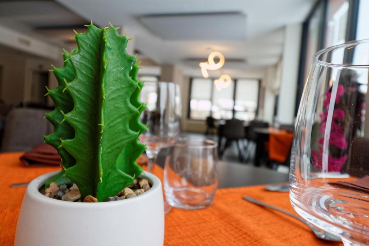 ג'רארדמר Hotel Restaurant L Echo Du Lac מראה חיצוני תמונה