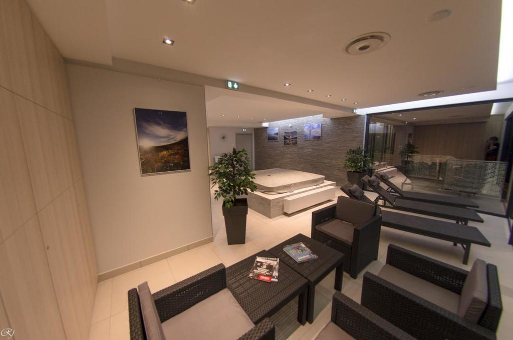 ג'רארדמר Hotel Restaurant L Echo Du Lac מראה חיצוני תמונה